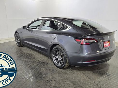 Used 2018 Tesla Model 3 Long Range AWD/4WD image 5