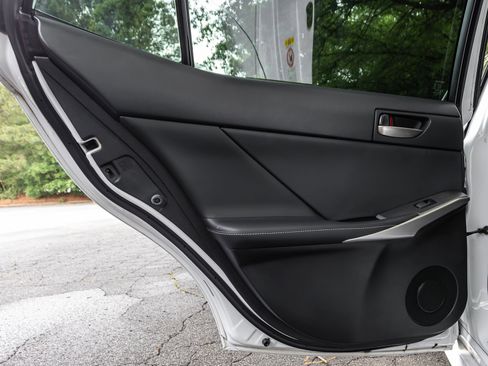 Used 2018 Lexus IS 300 F Sport w/ F Sport Package RWD image 33