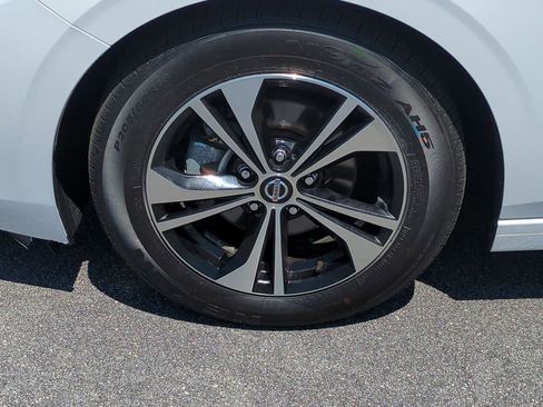 Certified 2023 Nissan Sentra SV image 9