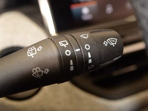 Used 2022 Jeep Compass Latitude image 25