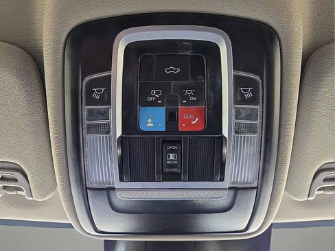 Used 2024 RAM 2500 Laramie w/ Safety Group AWD/4WD image 17
