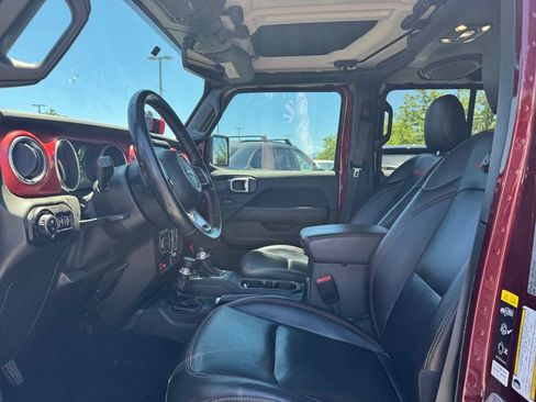 Used 2021 Jeep Gladiator Rubicon AWD/4WD image 9
