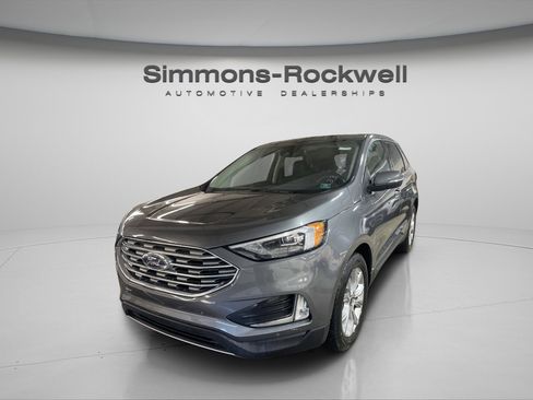 Used 2024 Ford Edge Titanium image 1