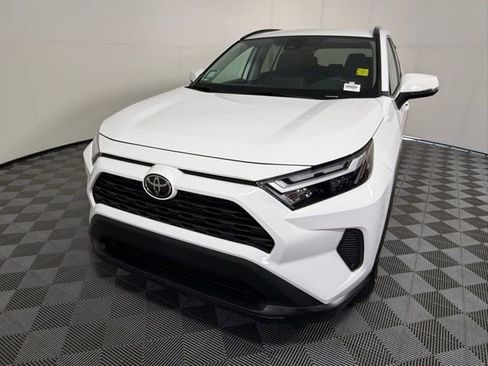 Used 2024 Toyota RAV4 XLE FWD image 2