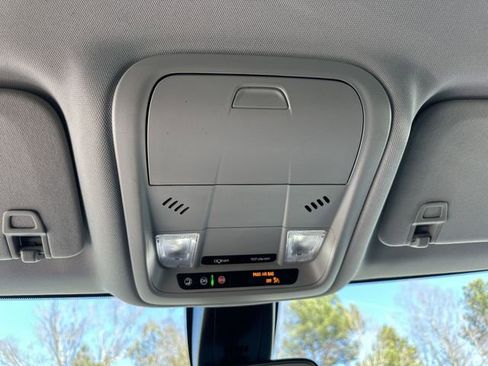 Used 2023 Chevrolet Blazer LT w/ Driver Confidence Package image 27