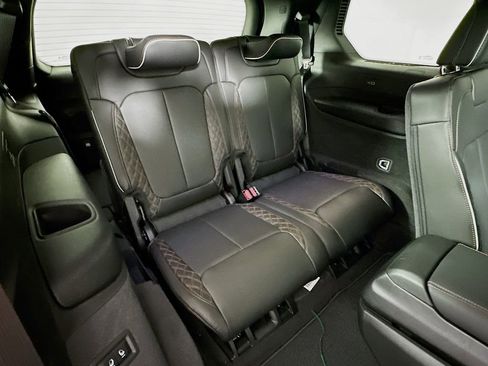 New 2026 Jeep Grand Cherokee L Summit w/ Obsidian Package AWD/4WD image 35