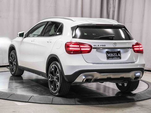 Certified 2020 Mercedes-Benz GLA 250 image 2