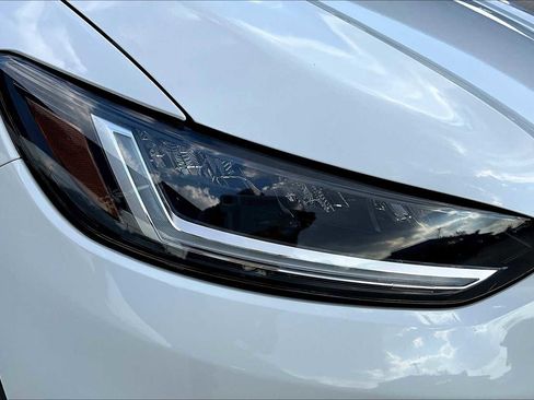 Used 2024 Honda HR-V LX image 28