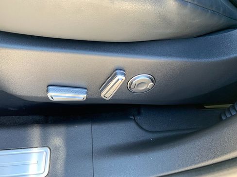 Certified 2024 Lincoln Nautilus Premier w/ Jet Appearance Package AWD/4WD image 24