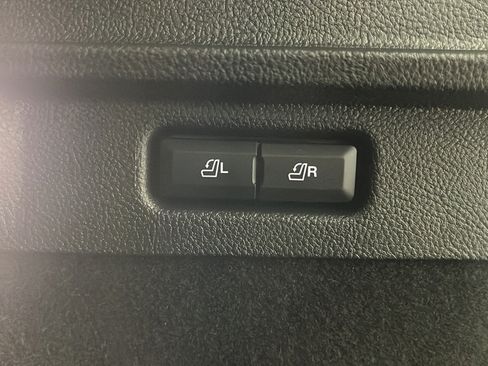 Used 2025 Lincoln Corsair Reserve AWD/4WD image 29