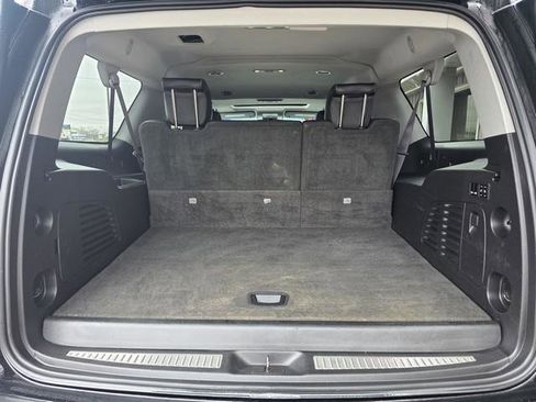 Used 2016 Chevrolet Suburban LTZ image 24