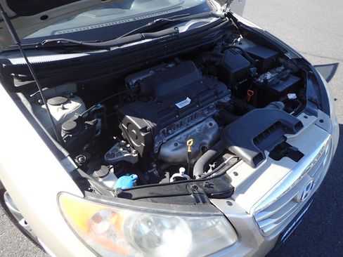 Used 2010 Hyundai Elantra GLS FWD image 19