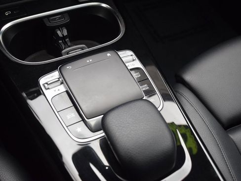 Used 2020 Mercedes-Benz A 220 A 220 image 29