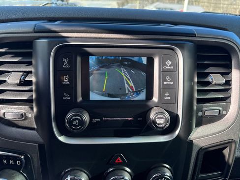 Used 2018 RAM 1500 Express w/ Express Value Package image 19