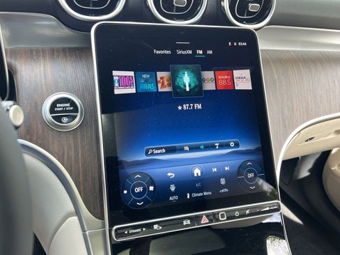 New 2026 Mercedes-Benz GLC 300 4MATIC image 23