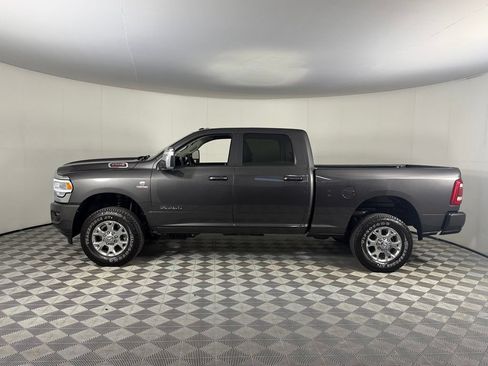 Used 2024 RAM 2500 Laramie AWD/4WD image 9