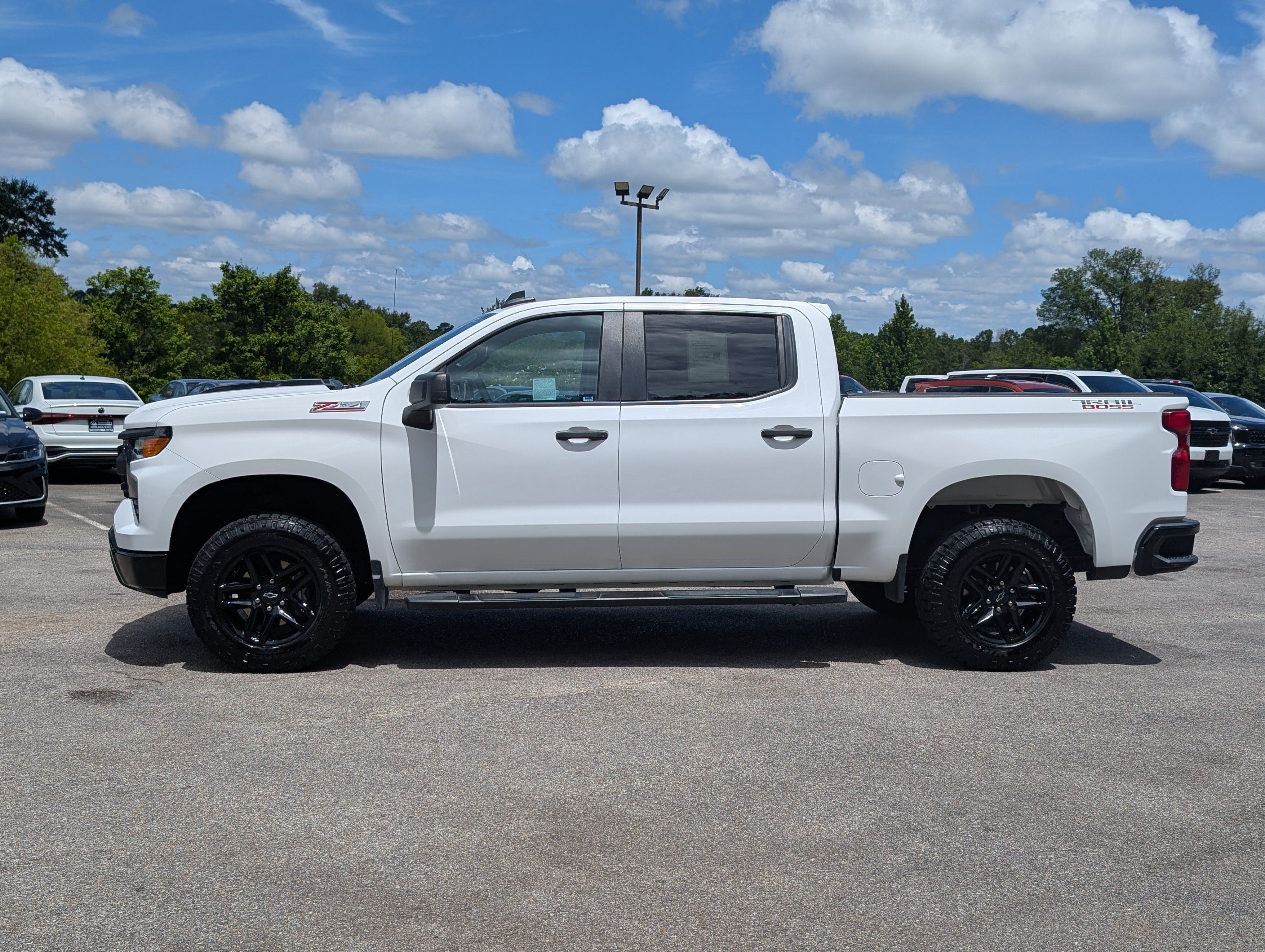 Used 2023 Chevrolet Silverado 1500 Custom Trail Boss AWD/4WD image 6