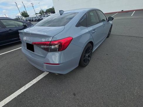 Used 2022 Honda Civic Sport image 6