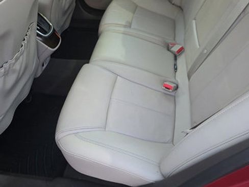 Used 2014 Buick LaCrosse Leather image 12