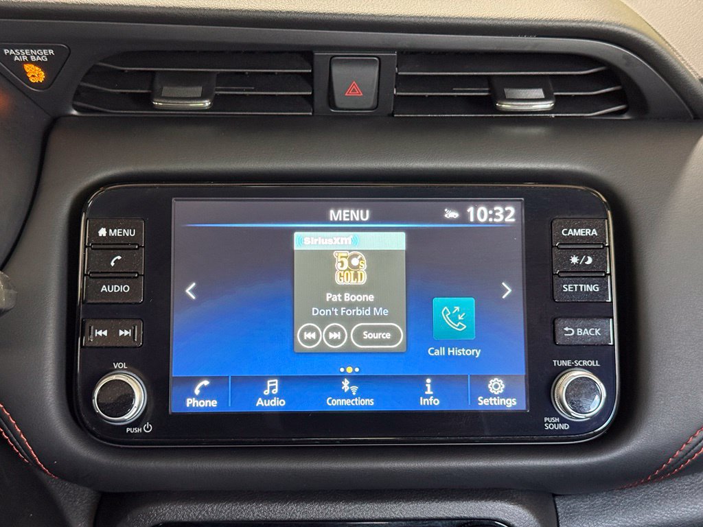 Used 2024 Nissan Kicks SR w/ SR Premium Package FWD image 15