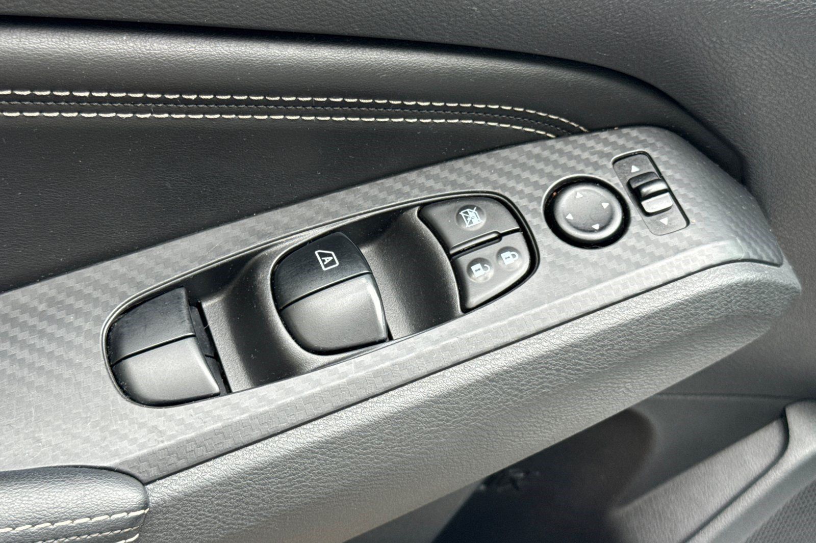 Used 2019 Nissan Altima 2.5 S FWD image 14