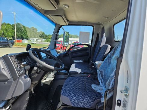 New 2025 Chevrolet Low Cab Forward RWD image 10