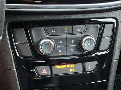 Used 2022 Buick Encore Preferred w/ Safety Package AWD/4WD image 15