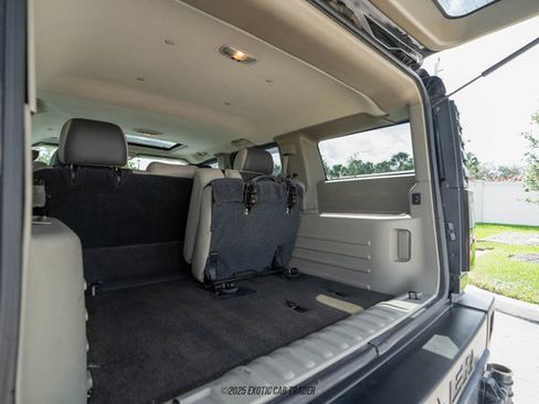 Used 2004 HUMMER H2 w/ Preferred Equipment Group image 78