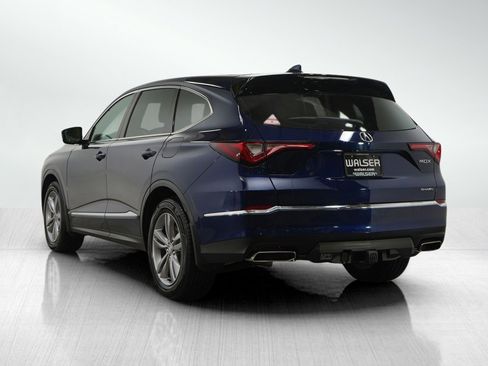 Used 2023 Acura MDX SH-AWD image 3