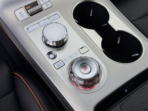 New 2026 Genesis GV70 3.5T Sport Advanced AWD/4WD image 19