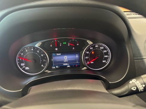 Used 2024 GMC Terrain SLE w/ Driver Convenience Package AWD/4WD image 22