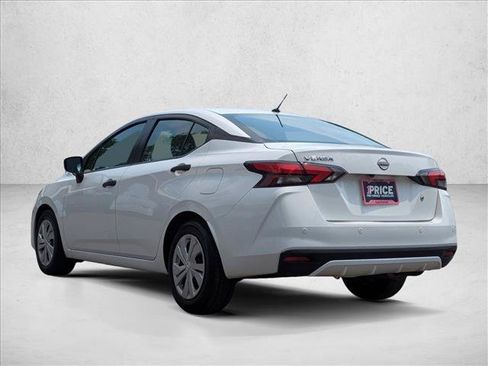 Used 2023 Nissan Versa S FWD image 7