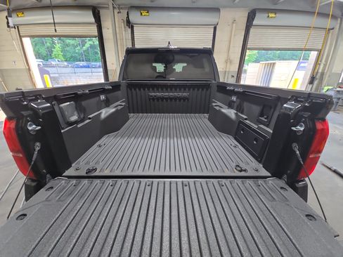 Used 2025 Toyota Tacoma TRD Sport AWD/4WD image 13