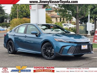 New 2025 Toyota Camry SE