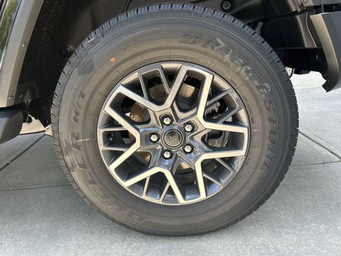 New 2025 Jeep Wrangler Sahara image 8