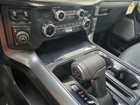 New 2025 Ford F150 Lariat w/ Equipment Group 501A Mid image 14