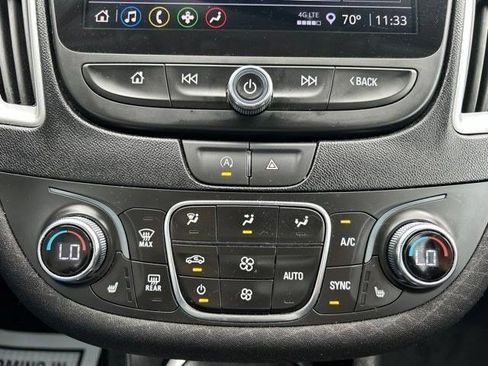 Used 2023 Chevrolet Malibu LT FWD image 27