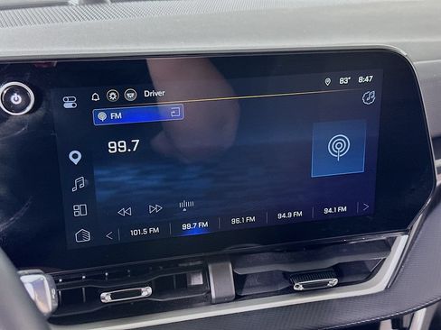 Used 2026 Chevrolet Equinox LT FWD image 29