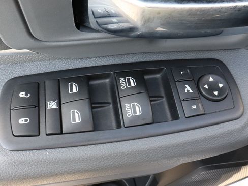 Used 2017 RAM 1500 Big Horn AWD/4WD image 15
