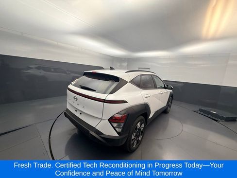 Certified 2025 Hyundai Kona SEL image 4