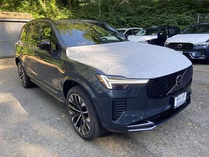 New 2026 Volvo XC90 B6 Ultra w/ Lounge Package