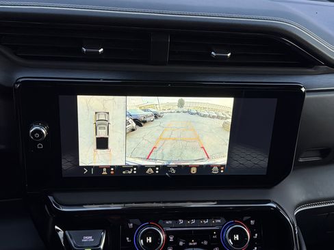 Used 2024 GMC Sierra 1500 AT4X image 19