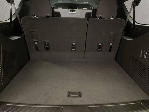 New 2026 Chevrolet Suburban LS w/ Max Trailering Package AWD/4WD image 29