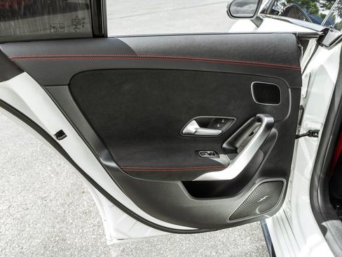 Used 2023 Mercedes-Benz CLA 35 AMG 4MATIC image 26