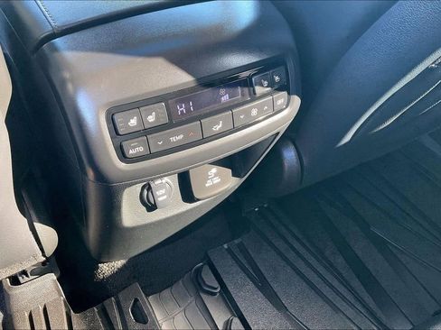 Used 2023 Hyundai Palisade SEL image 34