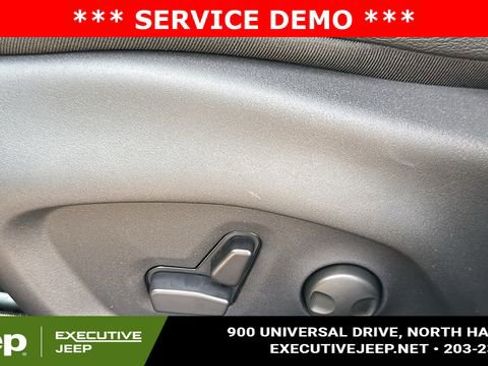 New 2025 Jeep Compass Limited w/ Sun & Sound Group image 11