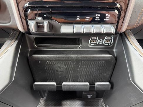 Used 2022 RAM 1500 Limited AWD/4WD image 28