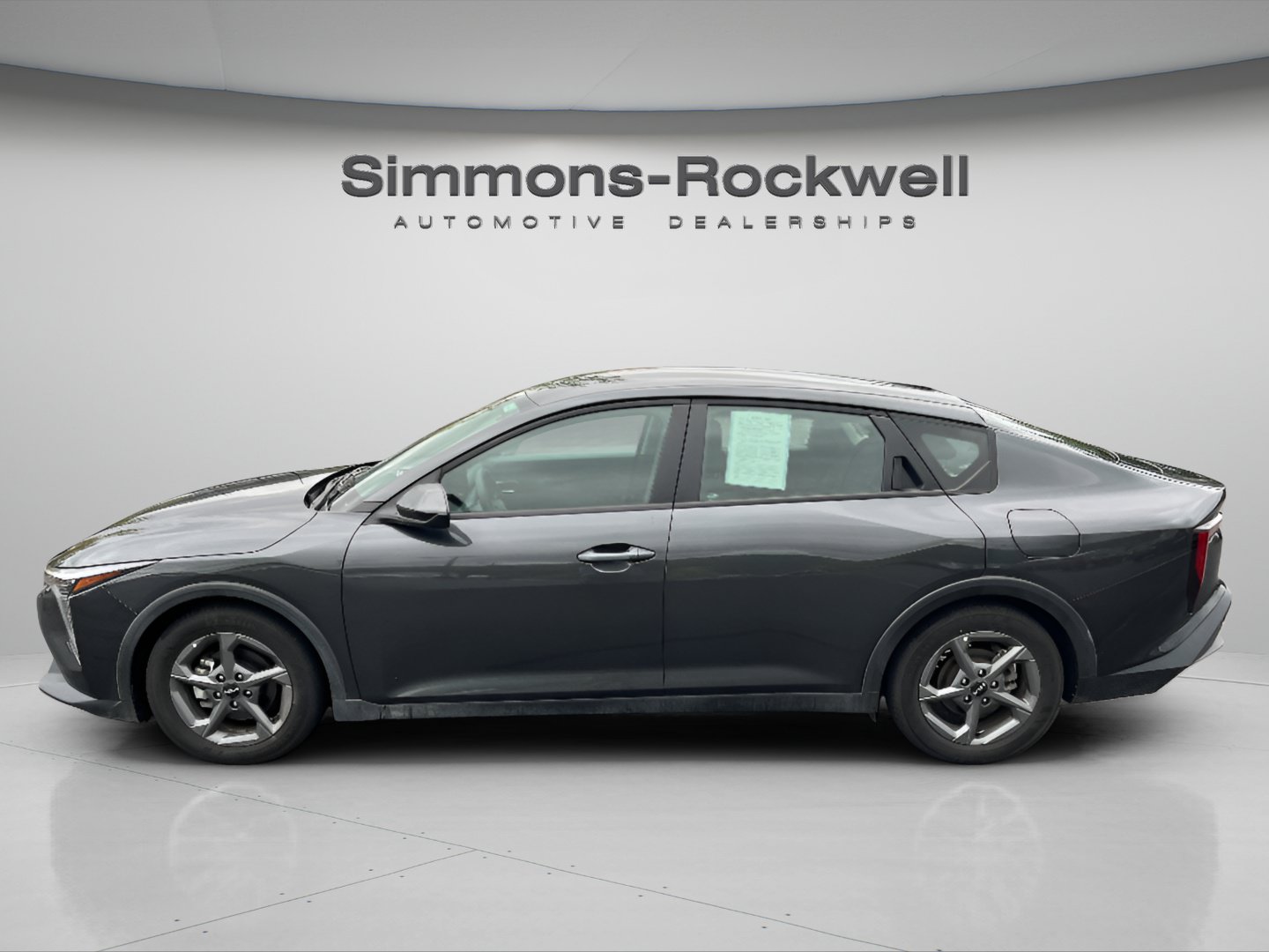 Used 2025 Kia K4 FWD image 2