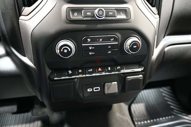 Used 2022 Chevrolet Silverado 1500 Custom Trail Boss w/ Safety Confidence Package AWD/4WD image 18