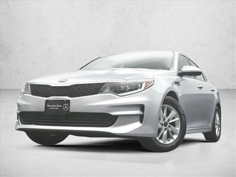 Used 2018 Kia Optima LX image 29
